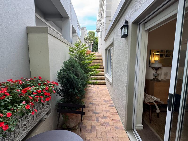 3 Bedroom Property for Sale in Van Riebeeckshof Western Cape